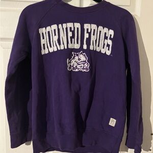 TCU Purple Horned Frogs Women’s Sweatshirt W/Raised Patch Lettering. Small